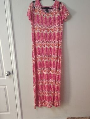 Design History Pink and Orange Chevron Maxi Dress 1257